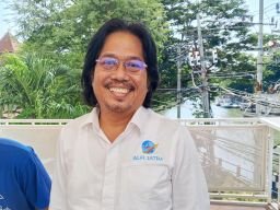 Revitalisasi Pasar Surabaya, Buleks Minta Prioritaskan Pedagang Pasar Tumpah