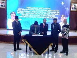 Manfaatkan Layanan Balik Nama Sertifikat Tanah 10 Hari, Eman Optimistis Dongkrak Investasi dan PAD