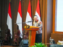 Lancar dan Aman Kapolri Apresiasi Pelaksanaan Operasi Ketupat 2025