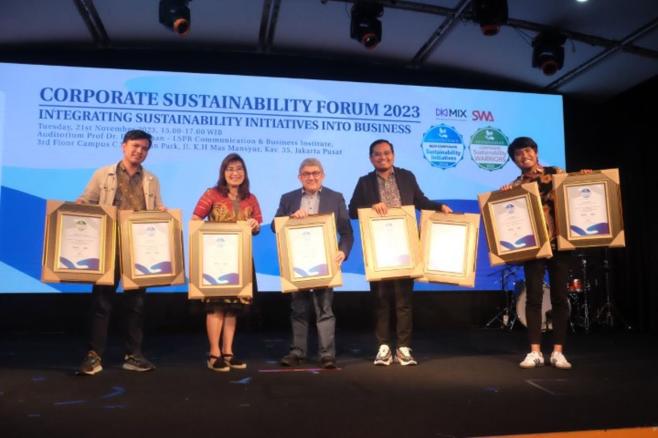 FIFGROUP Borong Penghargaan di Ajang Sustainability Initiatives & Warrior 2023