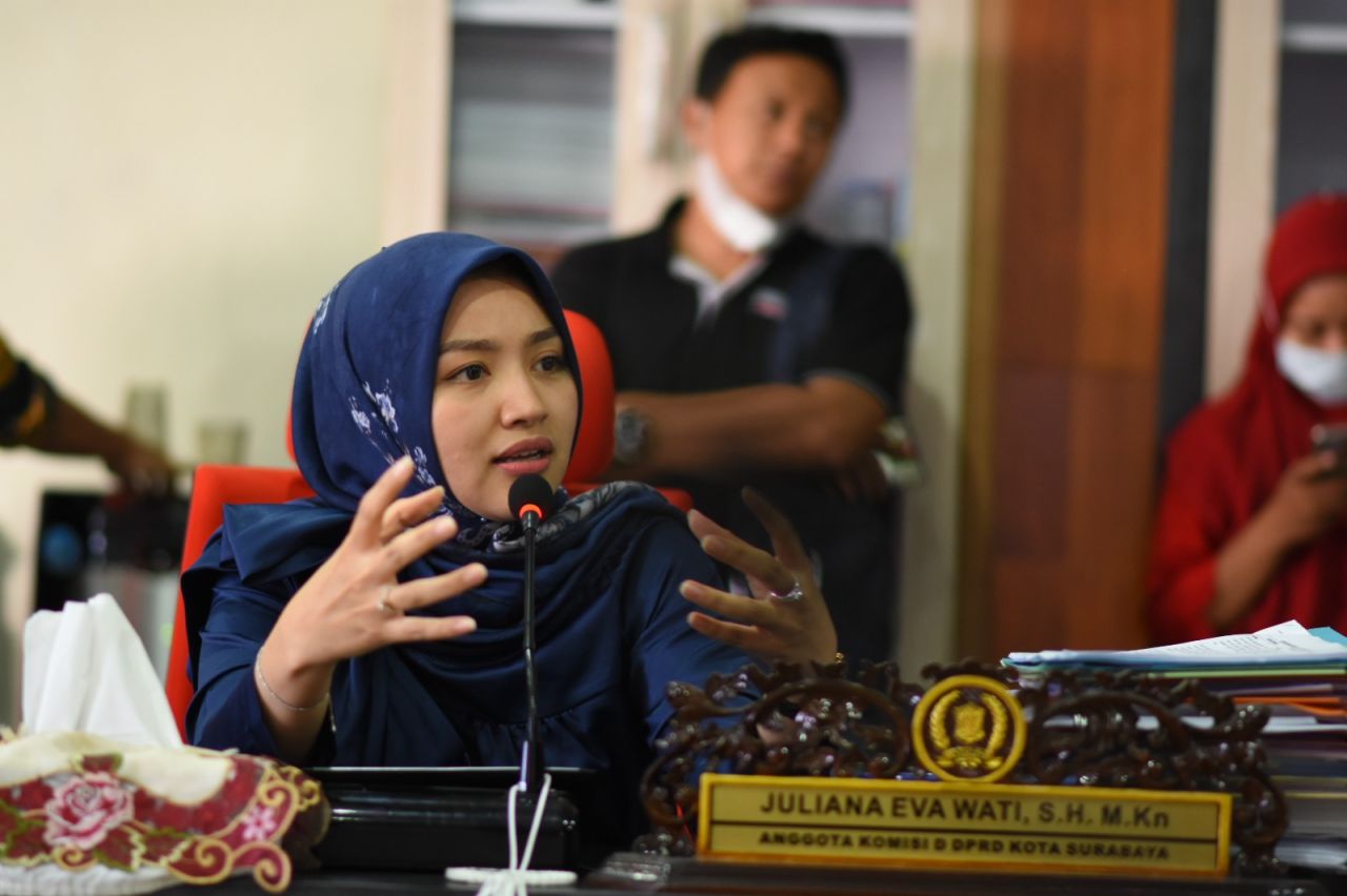 Berparas Cantik, Ini Dia Deretan Caleg Incumbent Perempuan DPRD Surabaya pada Pemilu 2024