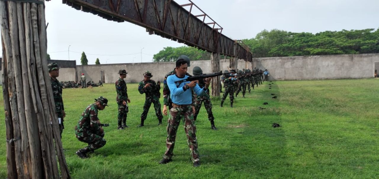 Siswa Dikmata Lattek Menembak, Dilatih Langsung Kopaska