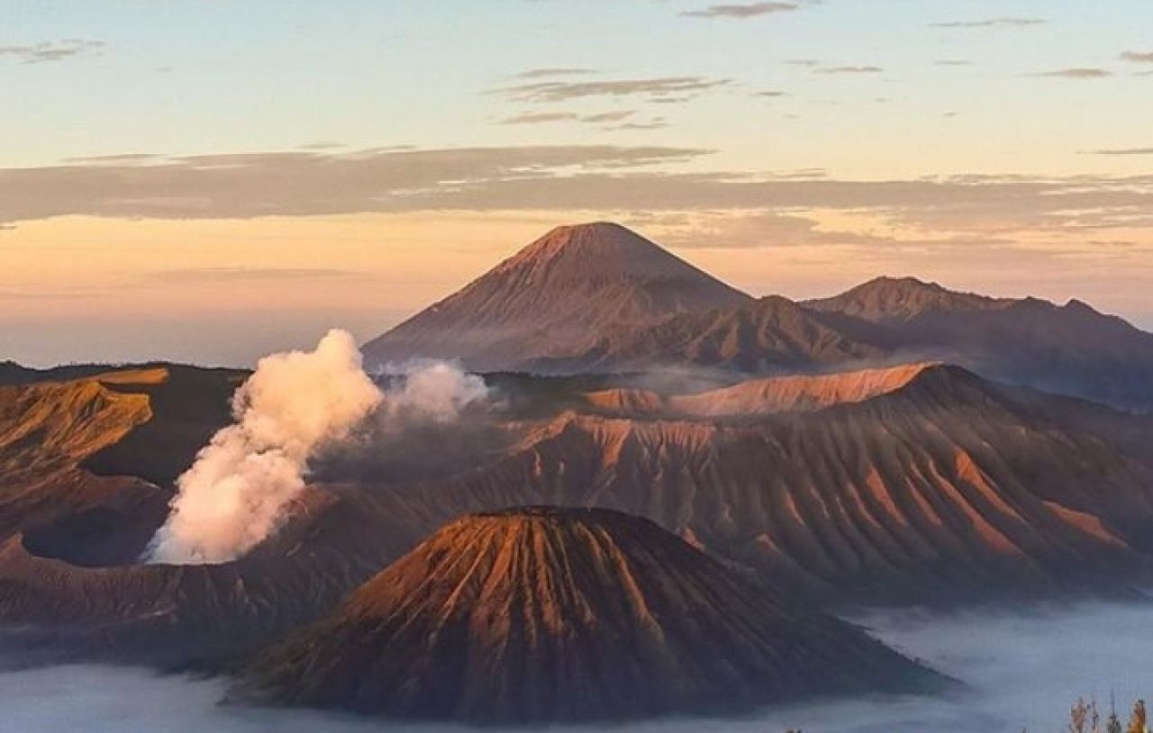 Wow! Bromo Jadi Taman Nasional Tercantik di Dunia