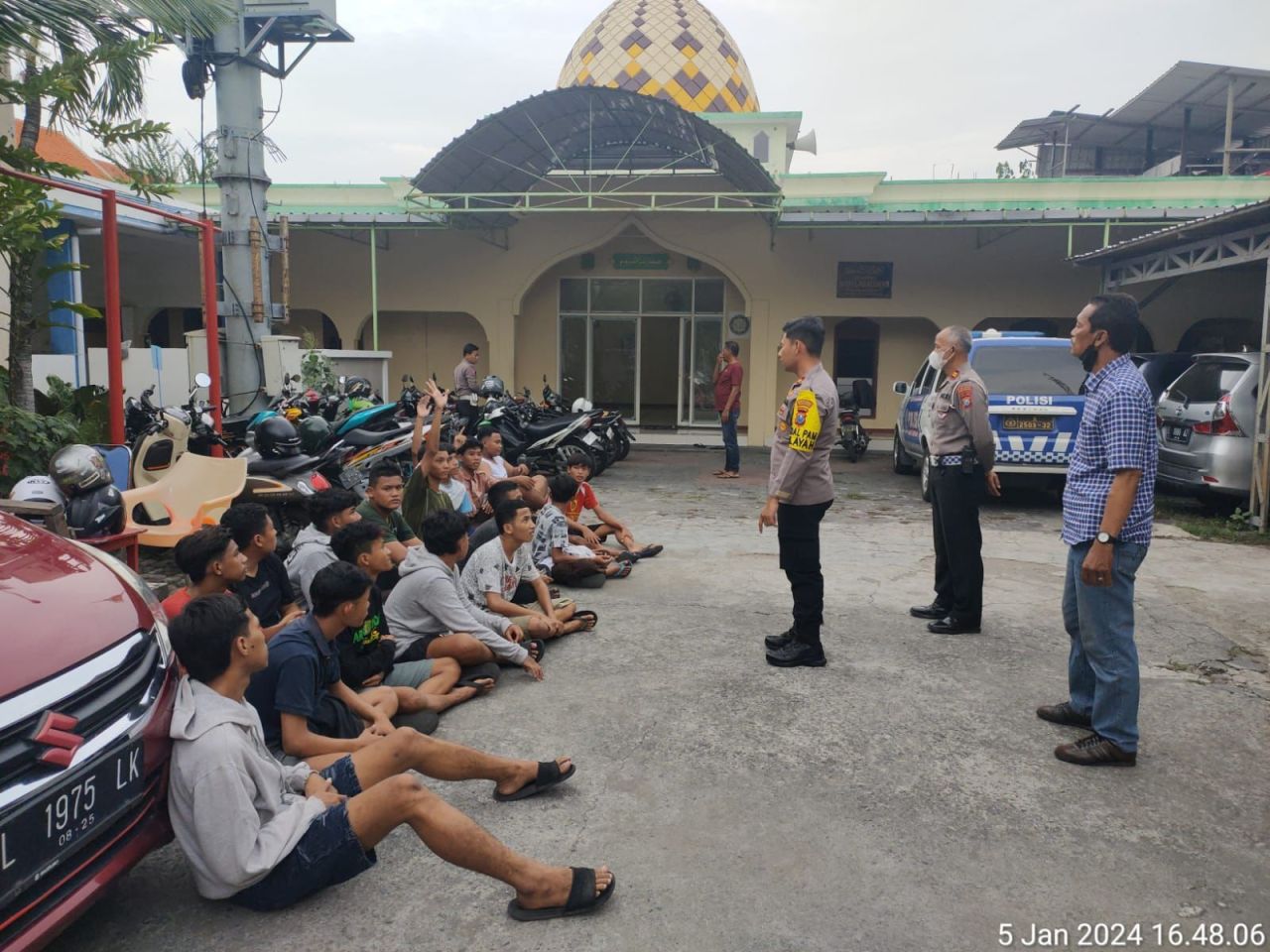 Polisi Jaring Belasan Remaja Akan Balap Liar di Gedung Cowek