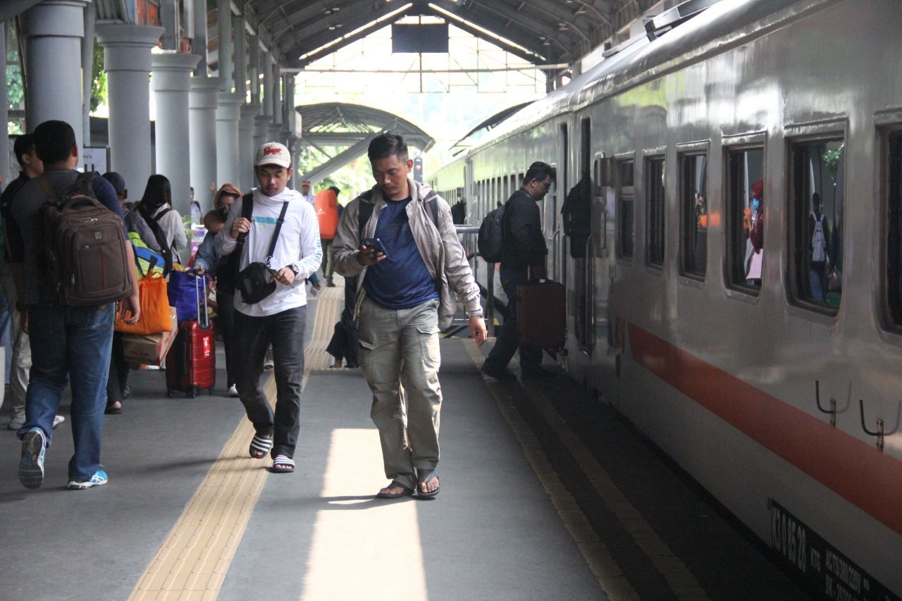 Jalur Rel di Stasiun Tanggulangin Dapat Dilewati KA