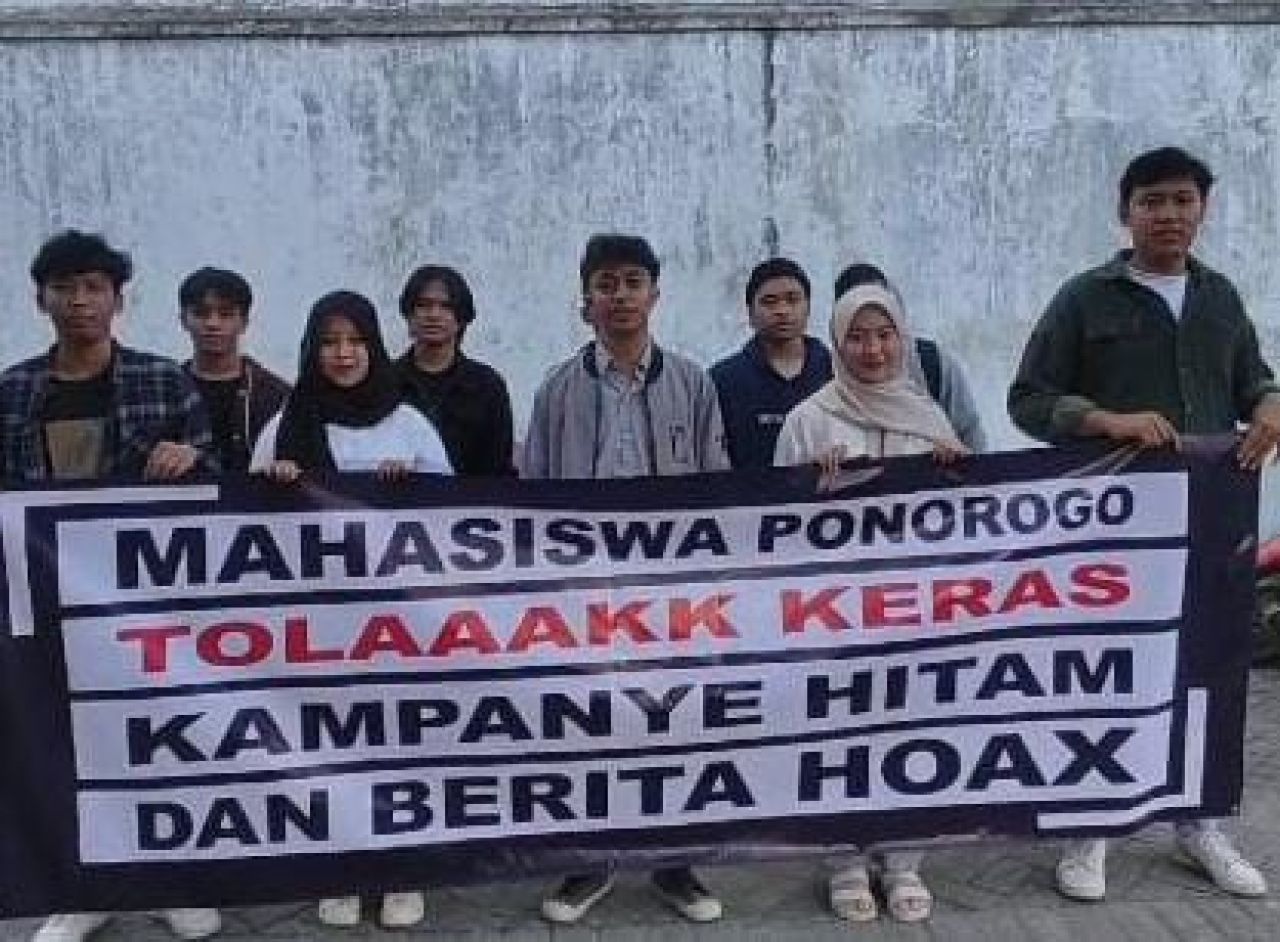 Kompak Aliansi Mahasiswa Ponorogo  Tolak Berita Hoax dan Kampanye Hitam