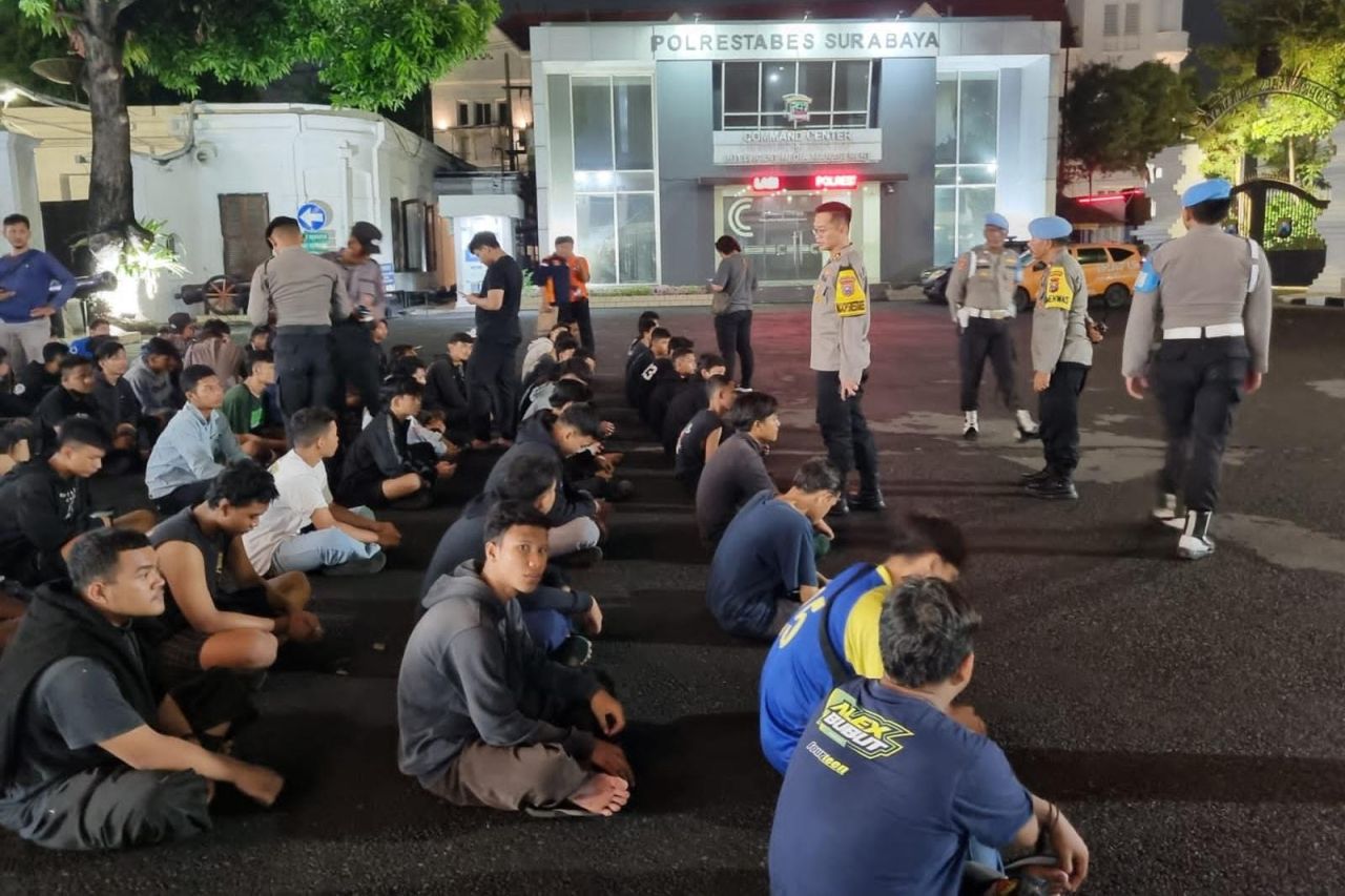 Antisipasi Konvoi, Polisi Amankan Ratusan Pemuda dan Puluhan Kendaraan