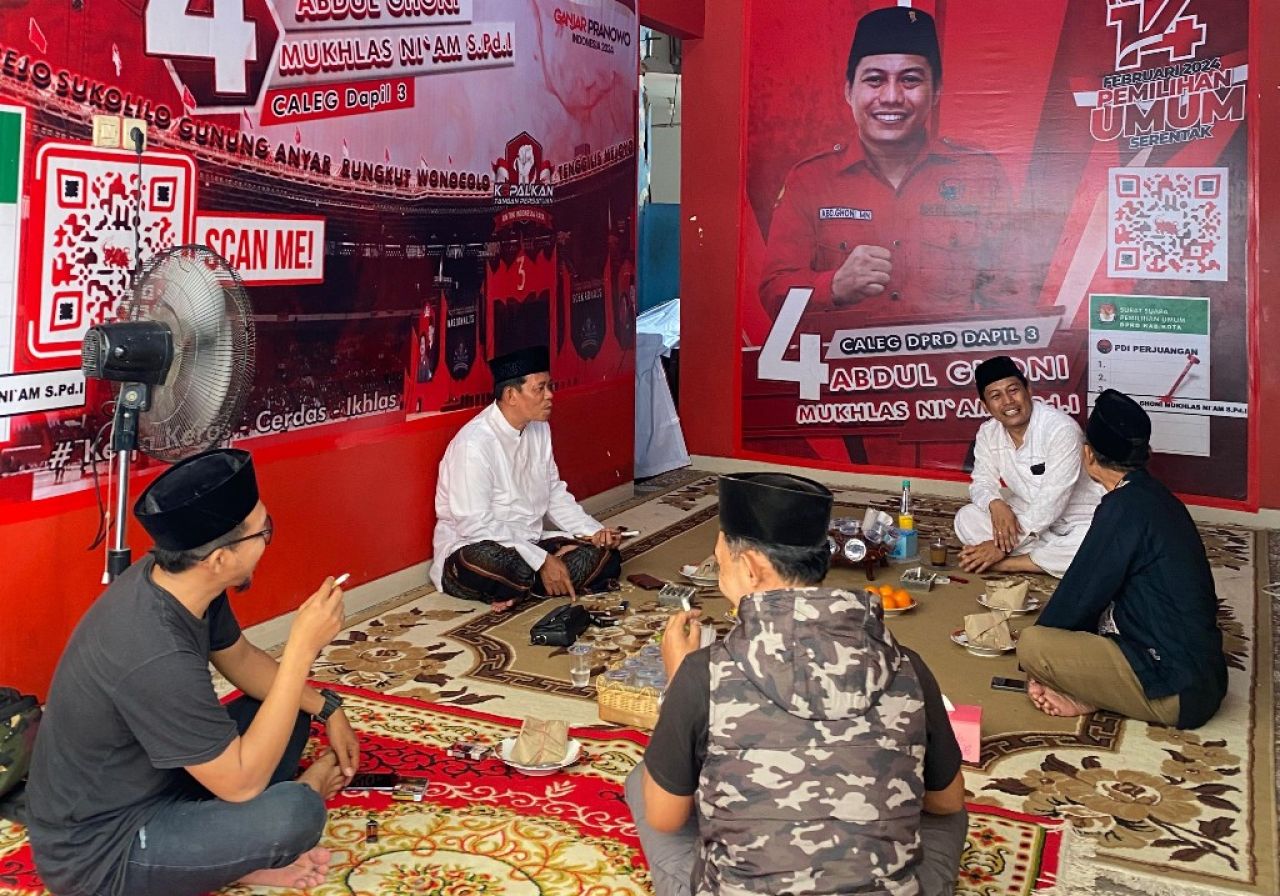 Kembangkan Wirausaha Santri Mandiri, Cak Ghoni Sumbang Ponpes Aitam Enam Ekor Kambing Etawa