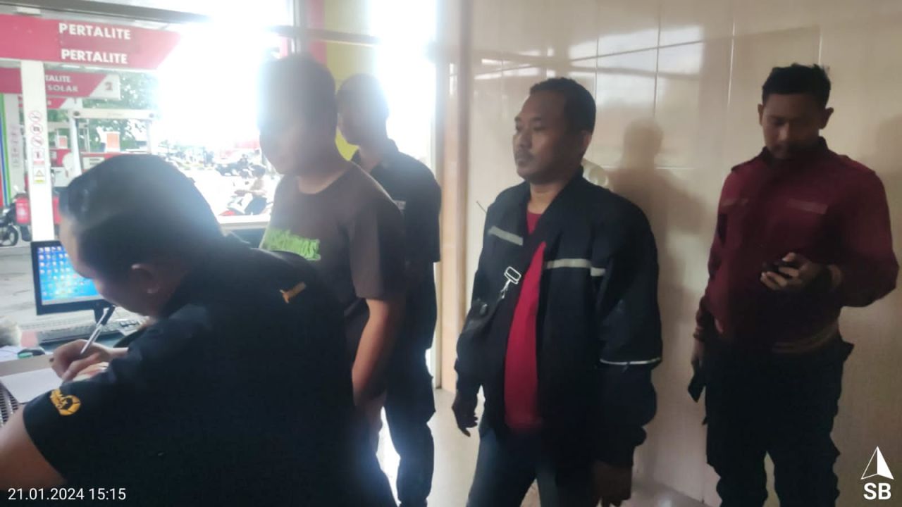 Polsek Simokerto Respon Cepat Laporan Keributan di SPBU Kenjeran