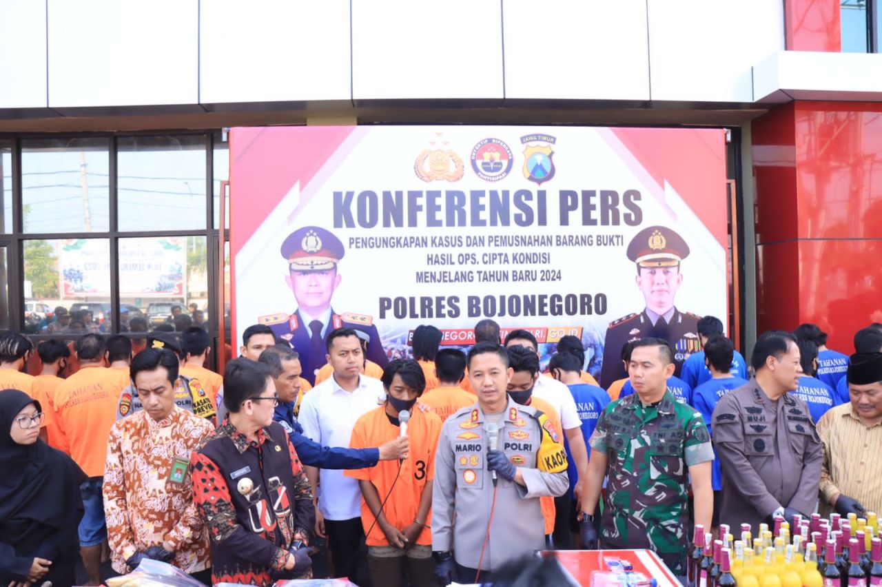 Tujuh Terduga Pelaku Penganiayaan dan Pembacokan Remaja Diamankan Polres Bojonegoro