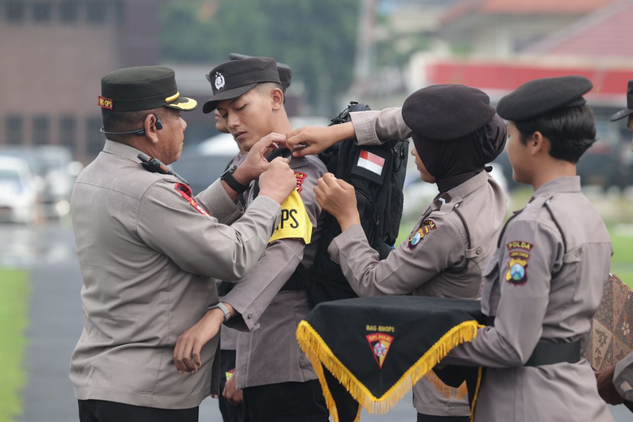 Songsong Pemilu 2024, Polda Jatim Kembali Gelar Apel Pengcekan dan Kesiapan Personal