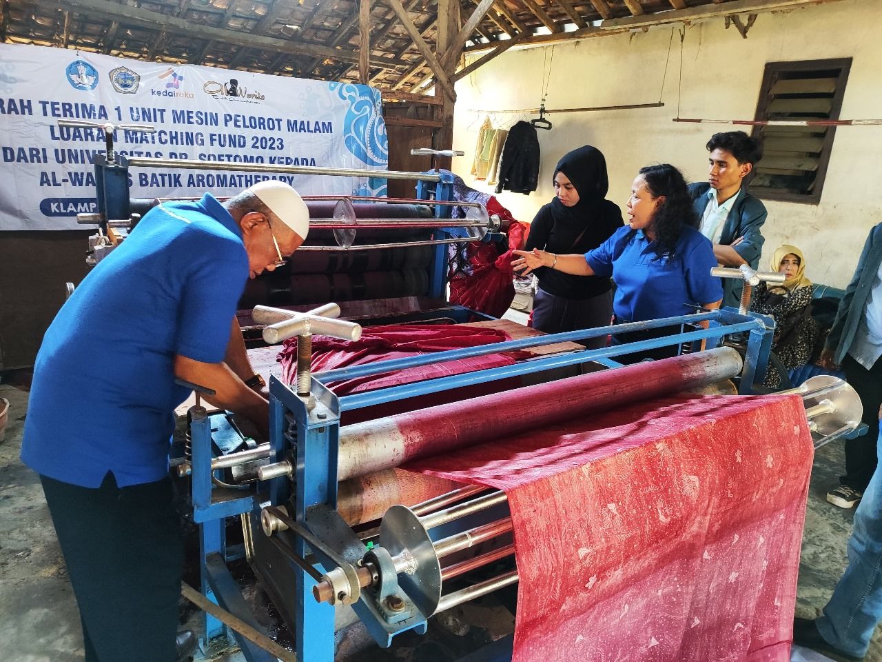 Mesin Pelorot Malam Batik, Tim Matching Fund Unitomo: Tingkatkan Produktivitas Usaha