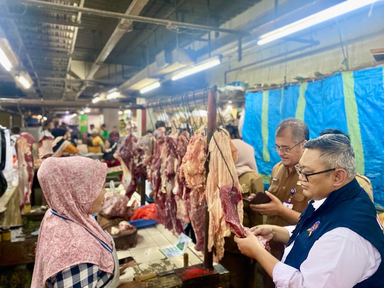 Songsong Ramadan, Kanwil IV KPPU Tinjau Sejumlah Pasar Tradisional Surabaya