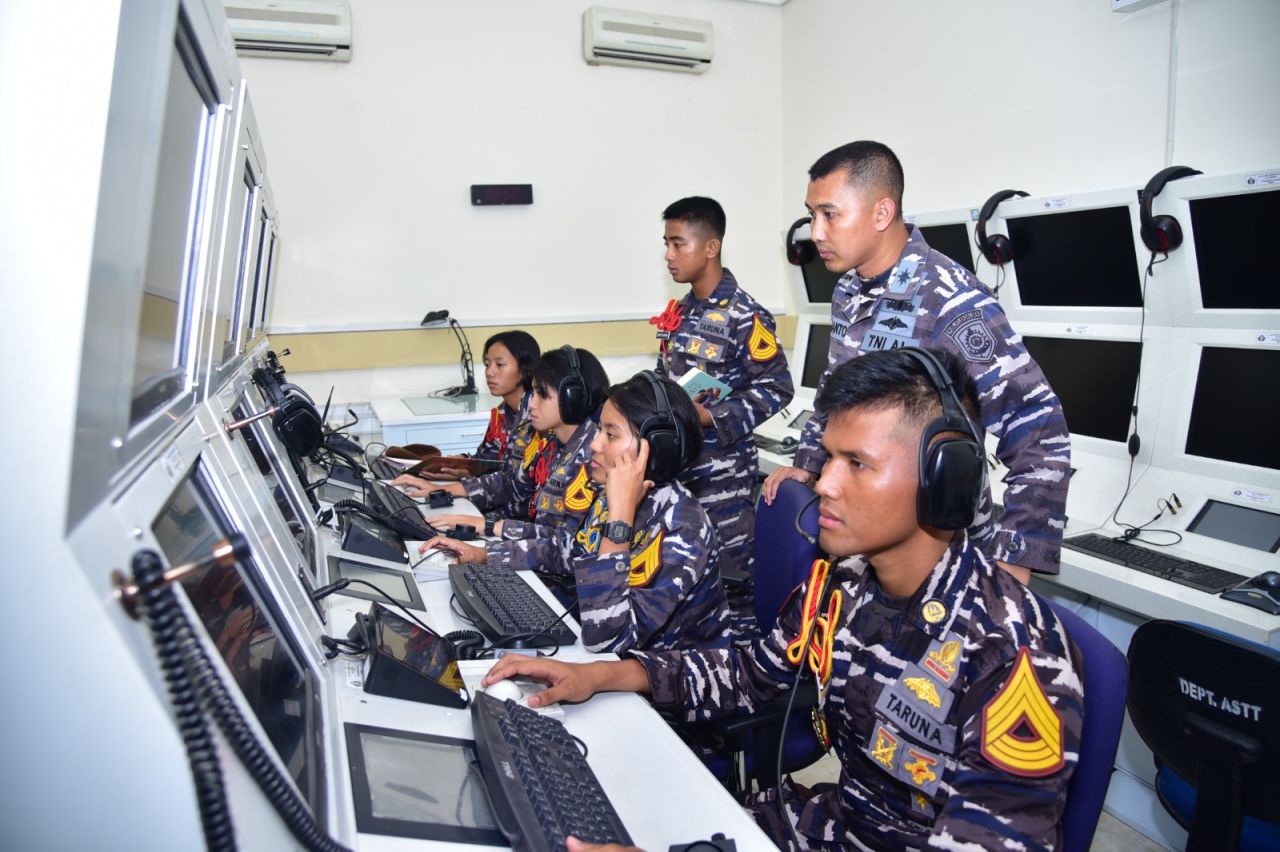 Pendidikan & Kesehatan Kodiklatal Gembleng Taruna AAL TK IV Korps Pelaut Simolator ASTT
