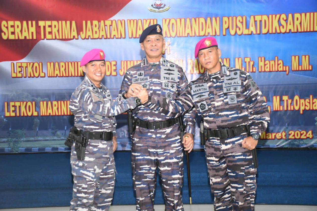 Letkol Marinir Martin Mangasi Suwono Manurung Jabat Wadan Puslatdiksarmil