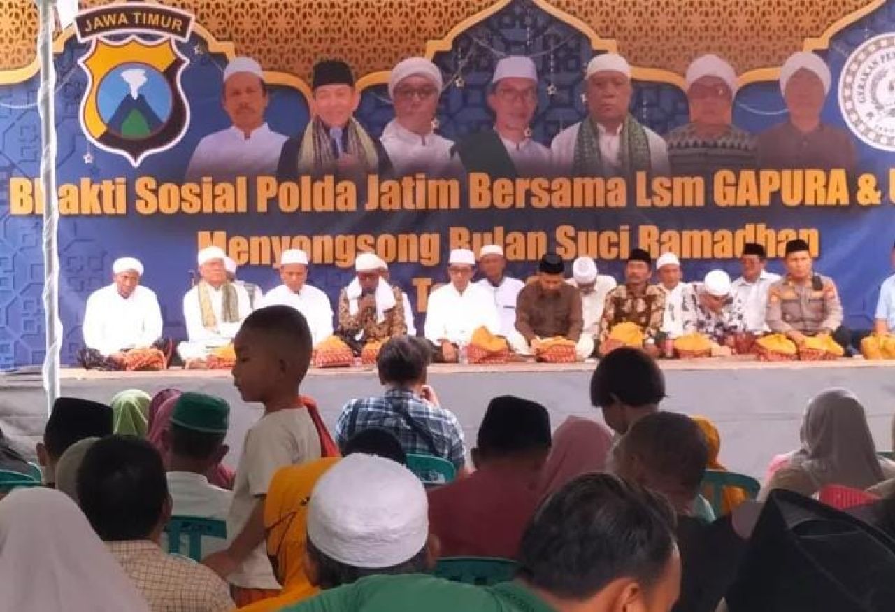 Gandeng LSM Gapura dan Ulama, Polda Jatim Gelar Istighosah dan Bakti Sosial di Pamekasan