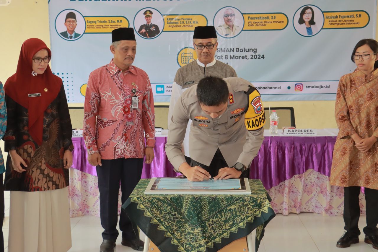 SMAN Balung, Dispendik dan Polres Jember Deklarasi Sekolah Ramah Anak