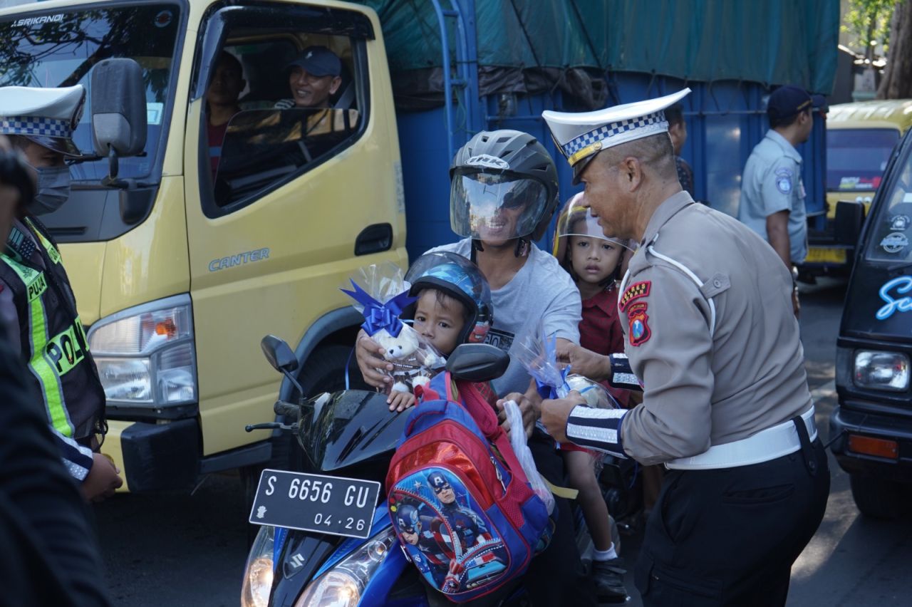 Operasi Keselamatan Semeru 2024, Polres Tuban Prioritaskan Sikap Humanis