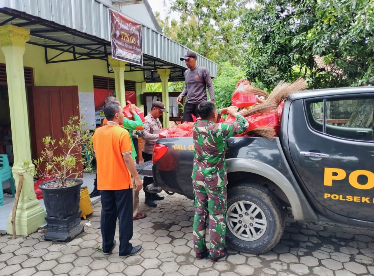 Dua Desa Rawan Banjir Magetan Dapat Bantuan Dapur Umum