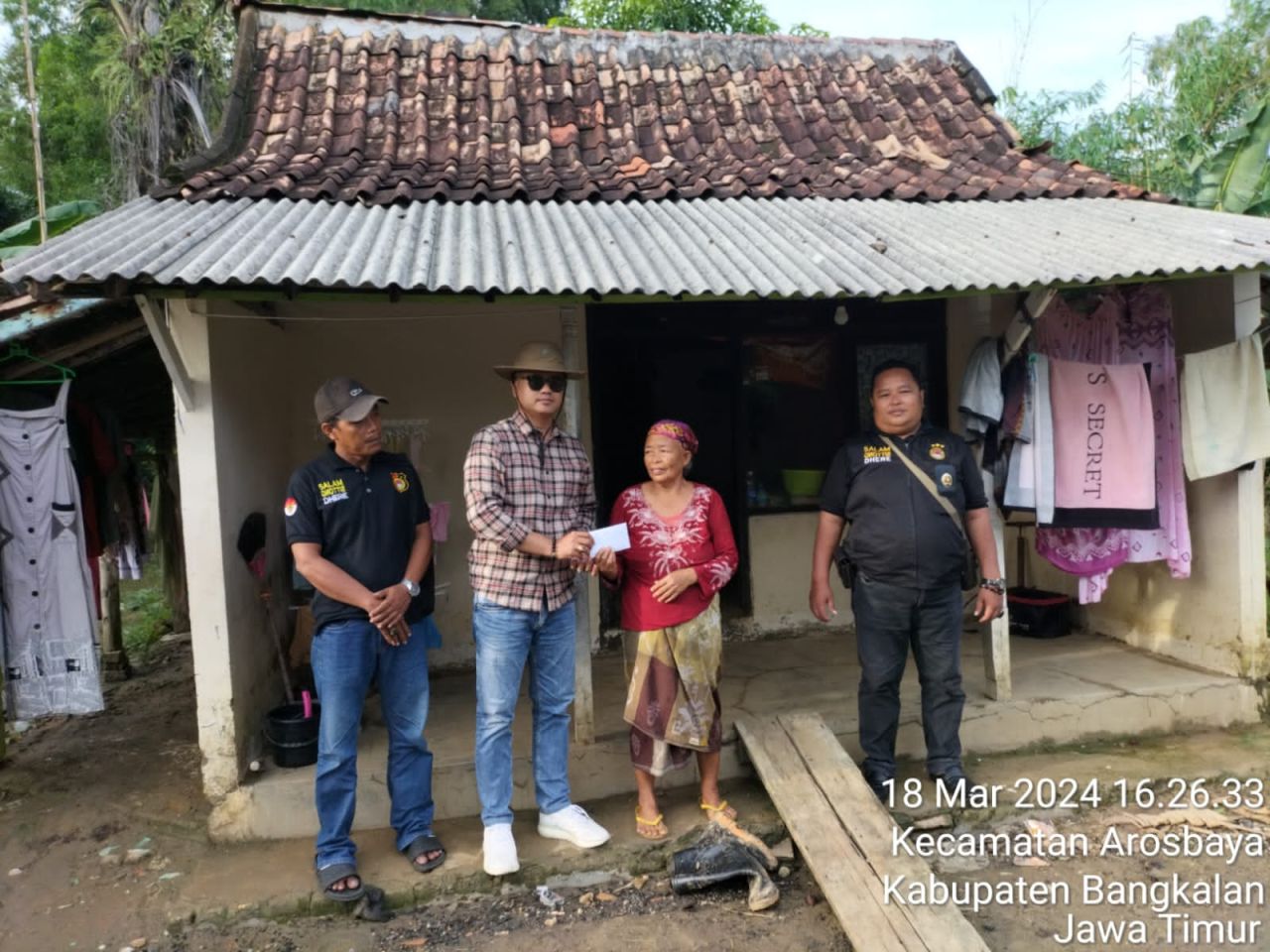 Barisan Nasional Pemuda Madura, Galang Donasi untuk Korban Banjir Rob Madura