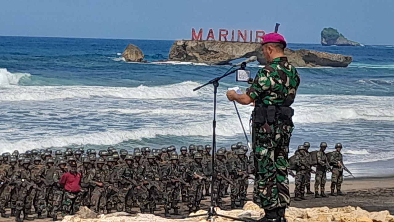 Sukses Latih Prajurit TNI AL Berjiwa Komando, Dankodikmar Beri Pesan Begini