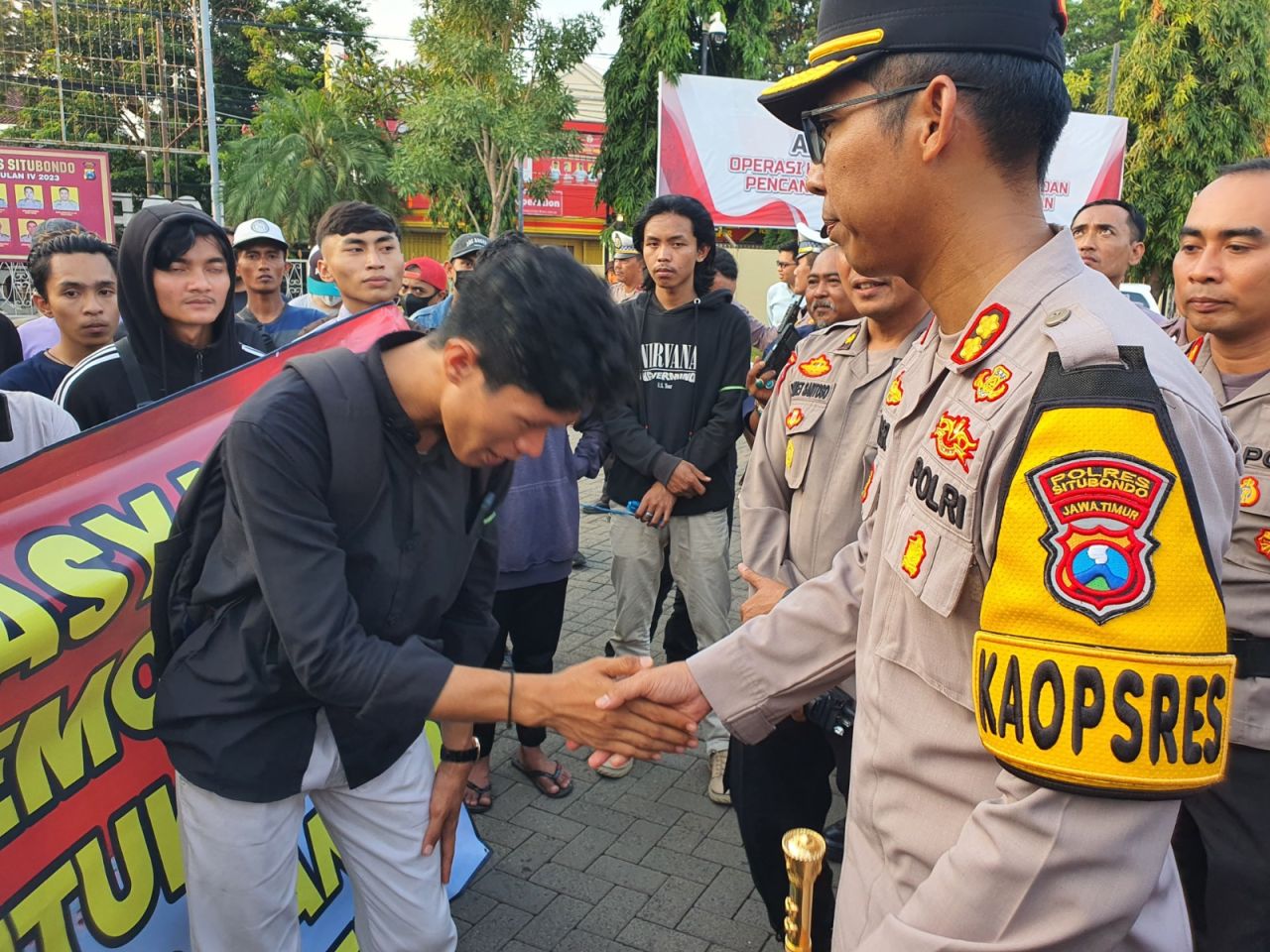 Temui Massa AMPD, Kapolres Situbondo: Tugas Polri Mengamankan Seluruh Tahapan Pemilu