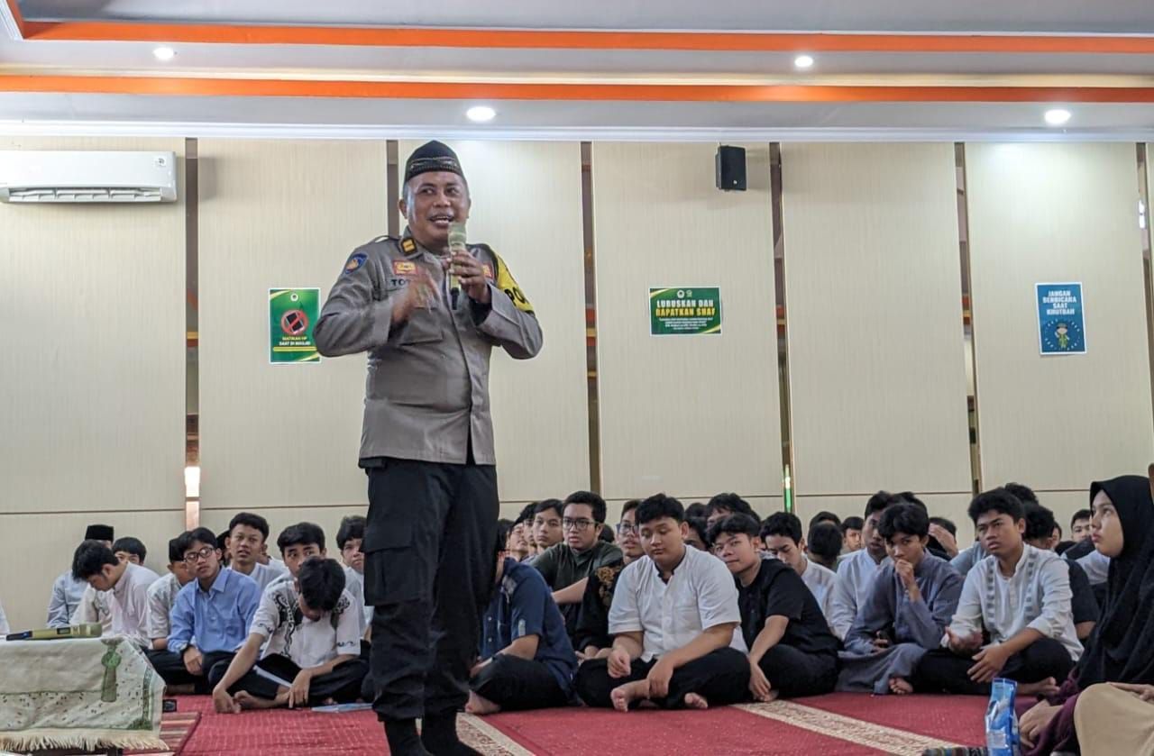 Stop Bullying di Sekolah, Polresta Malang Kota Imbau Saling Menghormati Antar Siswa