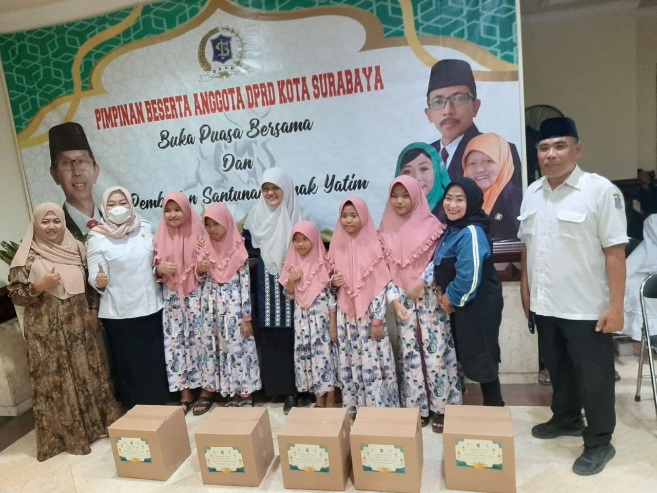 Ramadan 1445 H, DPRD Surabaya Buka Bersama dan Santunan Yatim Piatu