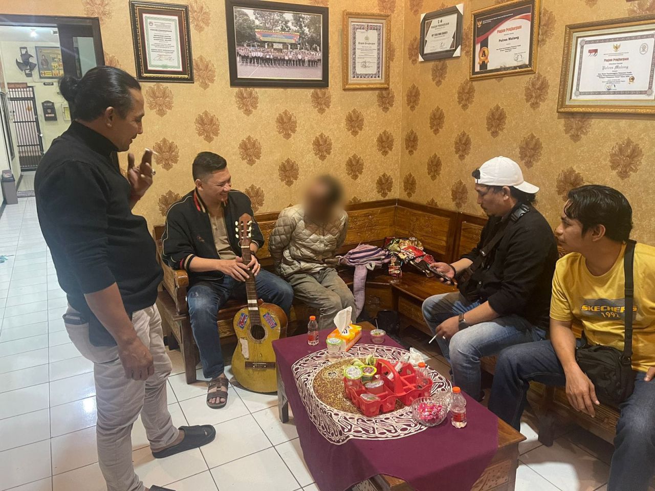 Diduga Pukul Pemotor Menggunakan Gitar Saat Mudik Lebaran, Seorang Pria Diamankan Polisi