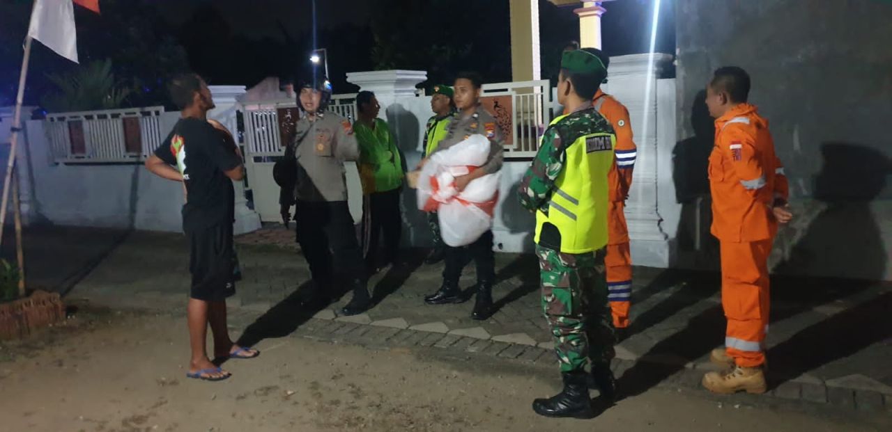 Bahayakan Jaringan Listrik, Polisi Sita Balon Udara Siap Diterbangkan