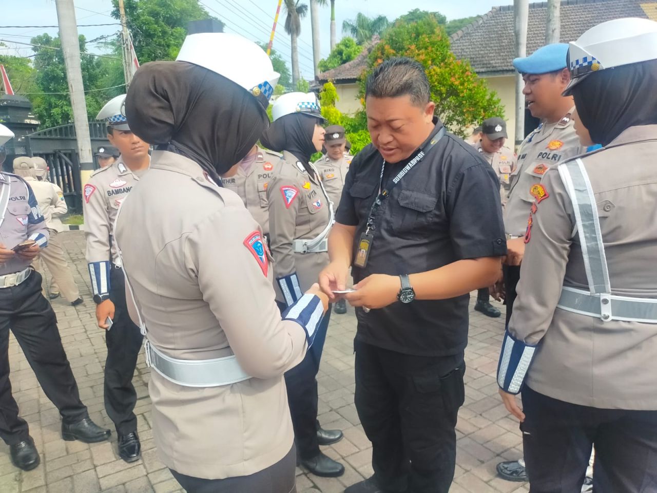 Tim Bidpropam Polda Jatim Gelar Gaktiblin Anggota di Polres Nganjuk