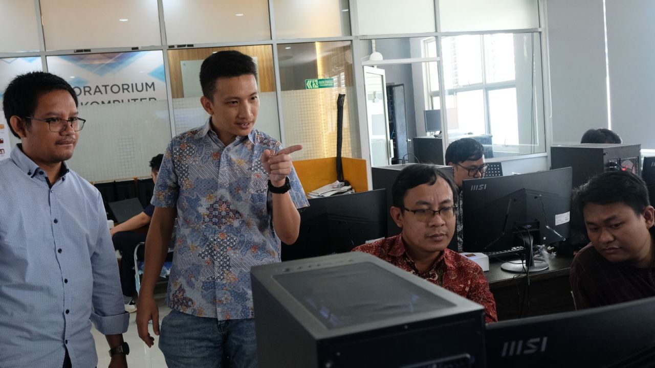 Antisipasi Serangan Siber, Tim Pusdatin Kemensos Terima Pelatihan dari ITS