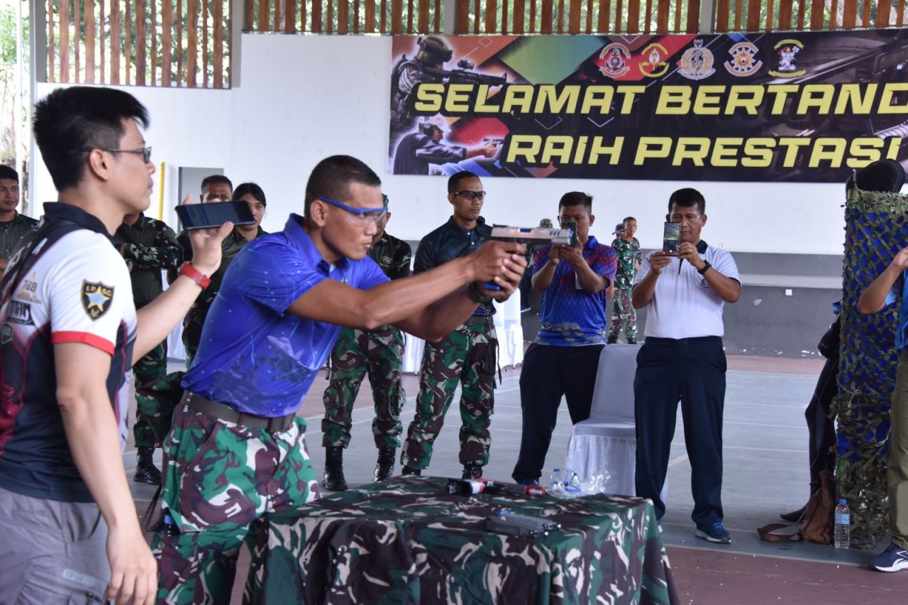 Serunya Aksi Adu Ketangkasan Penembak Airsoft Gun di Hardikal 2024