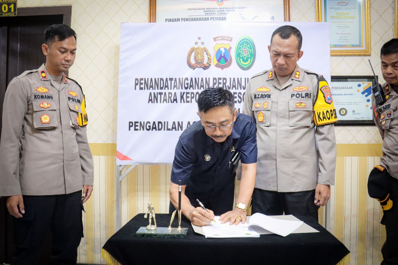 Polres Lumajang Teken Perjanjian Kerjasama dengan Pengadilan Agama