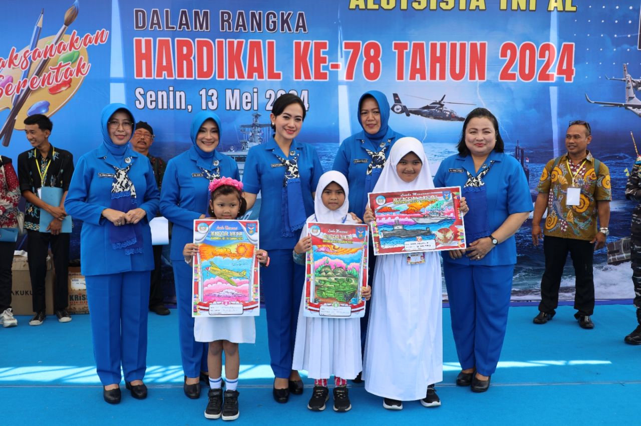 Ketua Gabungan Jalasenastri Saksikan Pemecahan Rekor Muri Lomba Mewarnai 