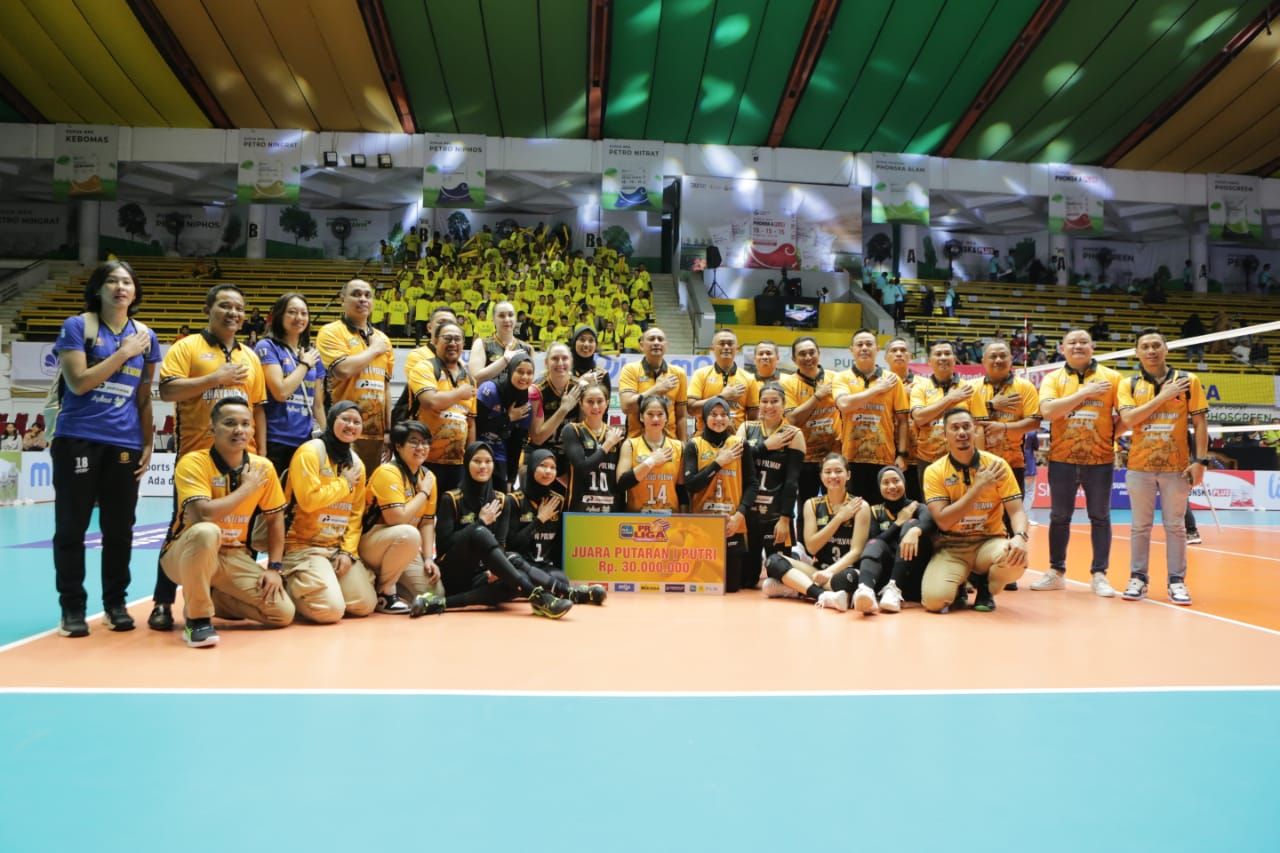 Popsivo Polwan Menang Lawan Jakarta PLN, Kapolda Jatim Ucapkan Selamat 