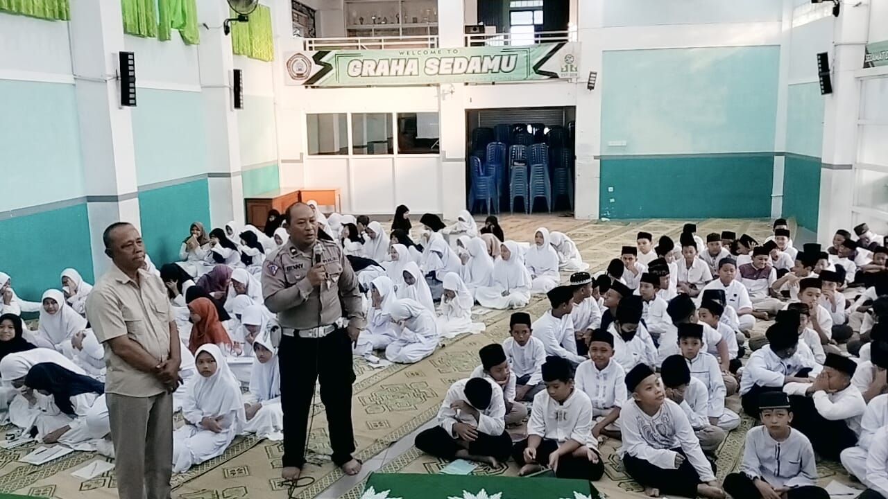 Gencarkan Pembinaan Karakter dan Edukasi Anti Bullying untuk Pelajar