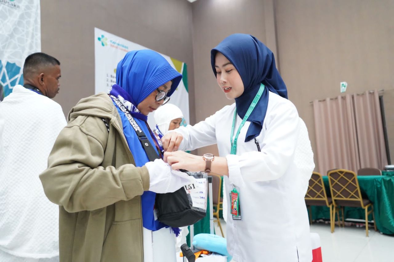 Pemberangkatan Kloter 106