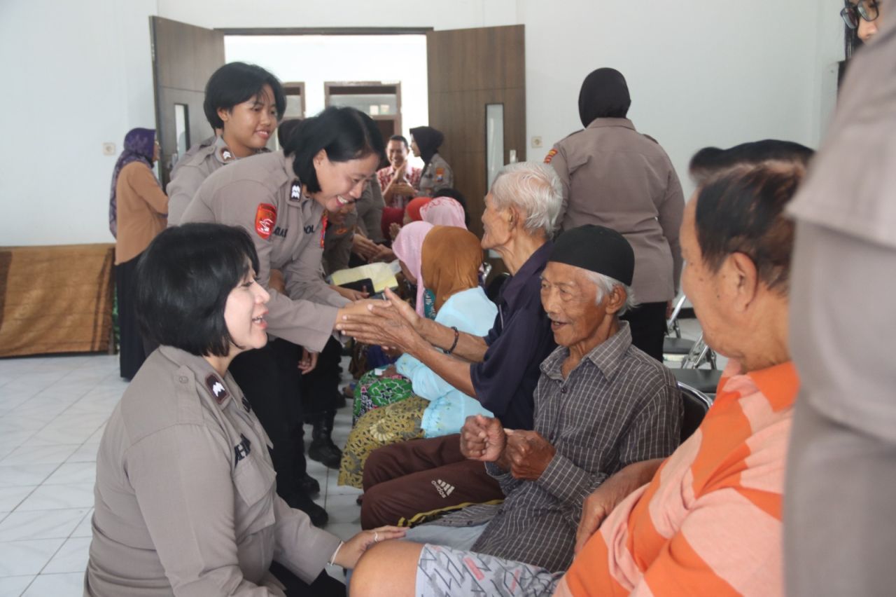 Polwan Polres Mojokerto