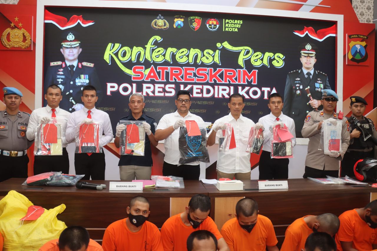 Polres Kediri saat ungkap kasus Mei-Juni
