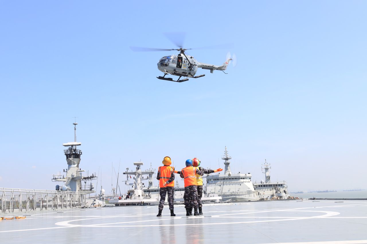 Latopsla Cegah Invasi Asing Kapal Laut, Pesud CN235 MPA Awasi Perairan Utara Pulau Raftel