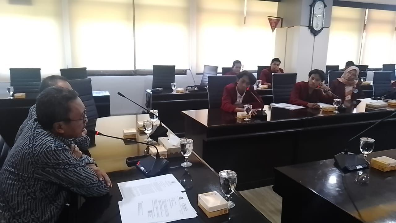 Audensi BEM UNIPRA dengan PDAM Surya sembada
