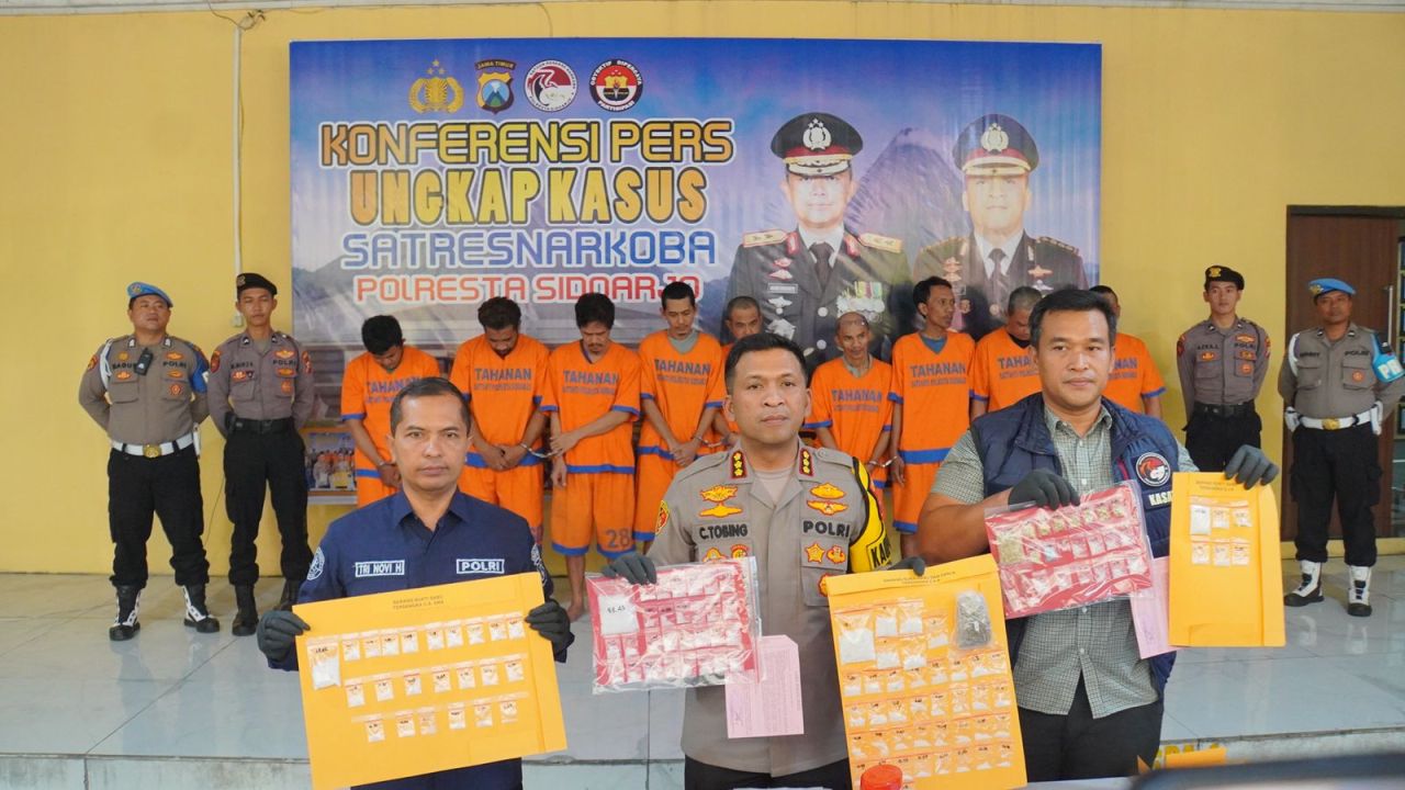 Sembilan Tersangka Pengedar Sabu Diamankan