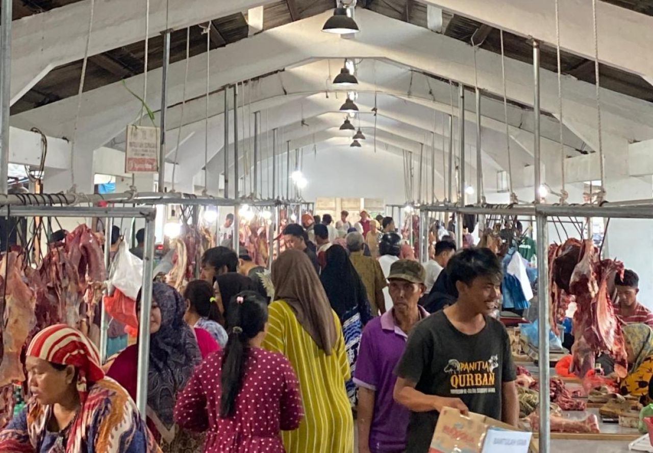 Pasar daging Arimbi Pegirian