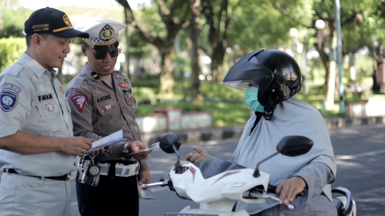 Satlantas Polres Gresik Sosialisasi Keselamatan Berlalu Lintas