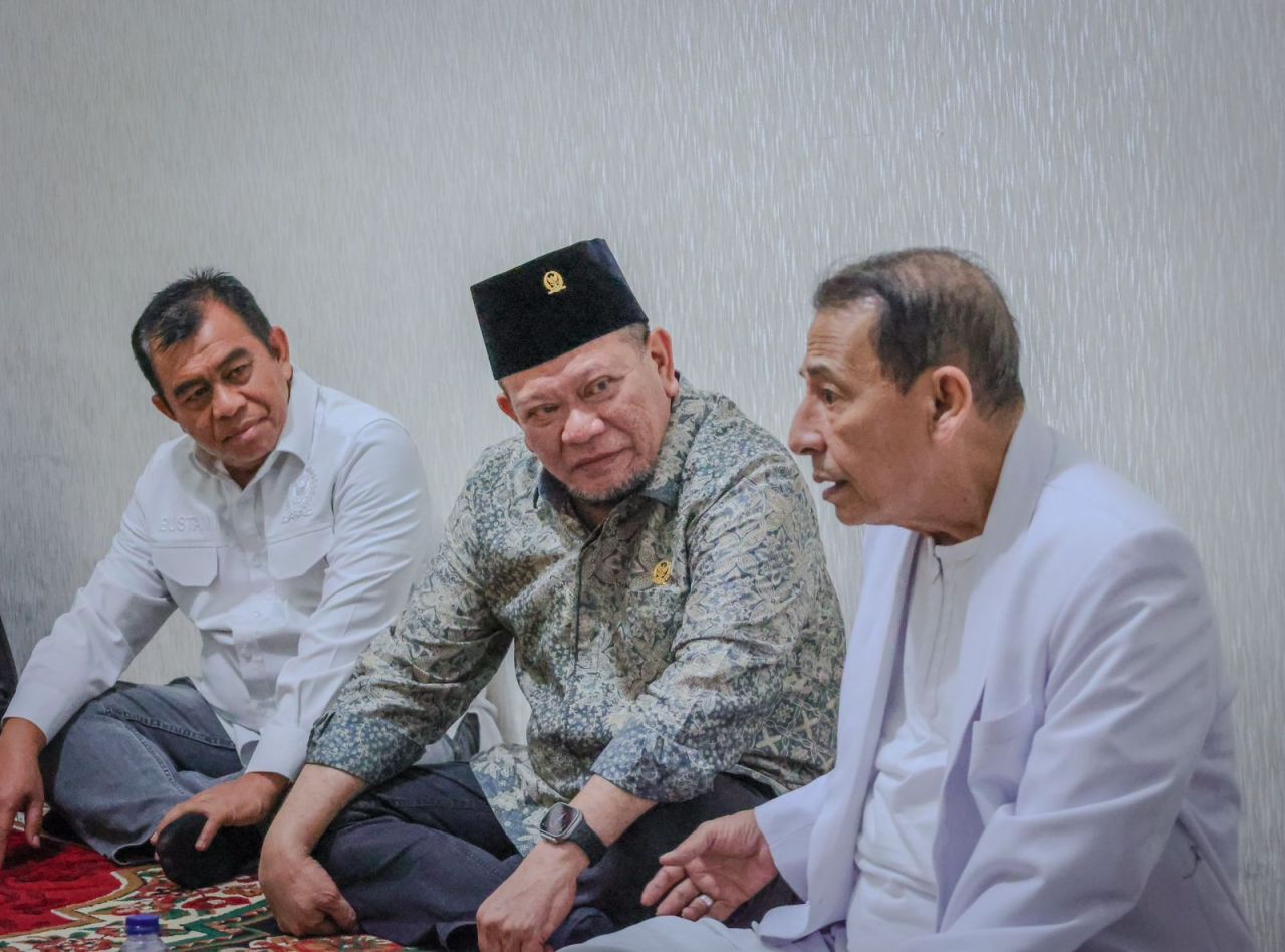 Ketua DPD RI bersama Habib Luthfi