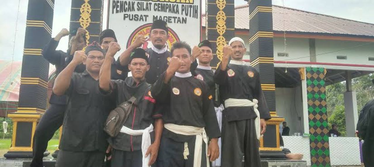 Pencak Silat Cempaka Putih
