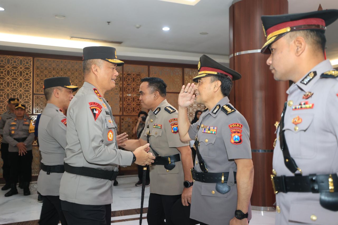 Sertijab pejabat utama Polda Jatim