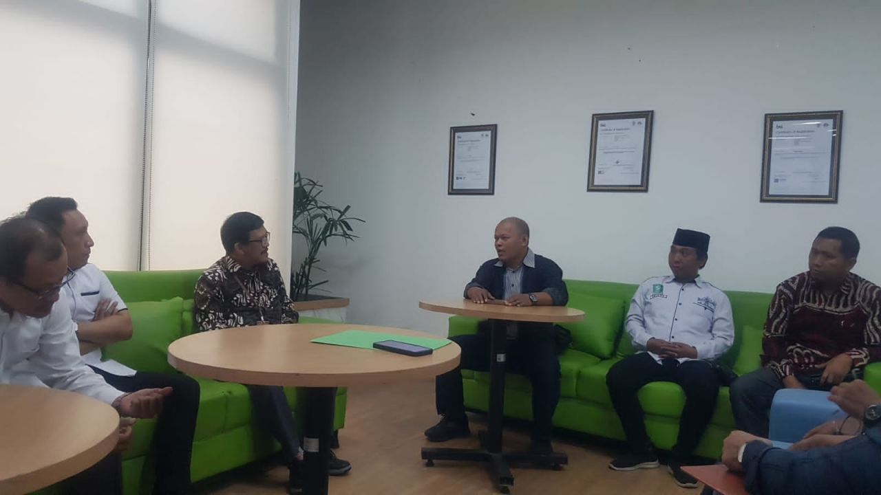 Audensi LPBH NU Surabaya dengan PDAM Surya Sembada