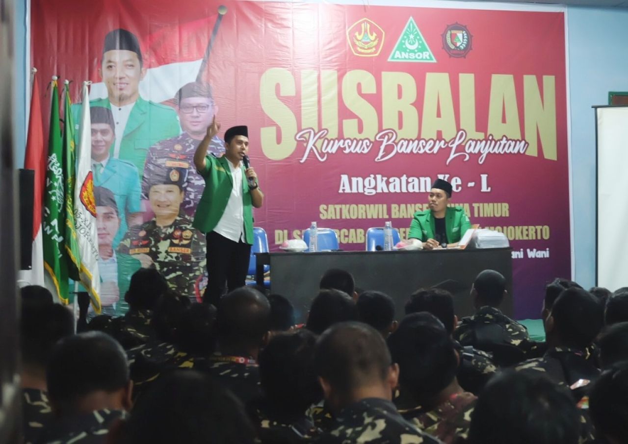 Musaffa' Safril saat memberikan materi kaderisasi